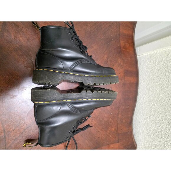 Dr. Martens Black Leather Lace-Up Boots With Iconic Yellow Stitching Durable Sol - Picture 7 of 13